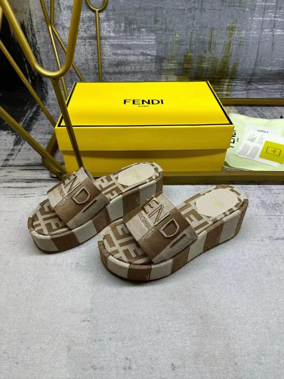 J4F3Z Popular Slippers