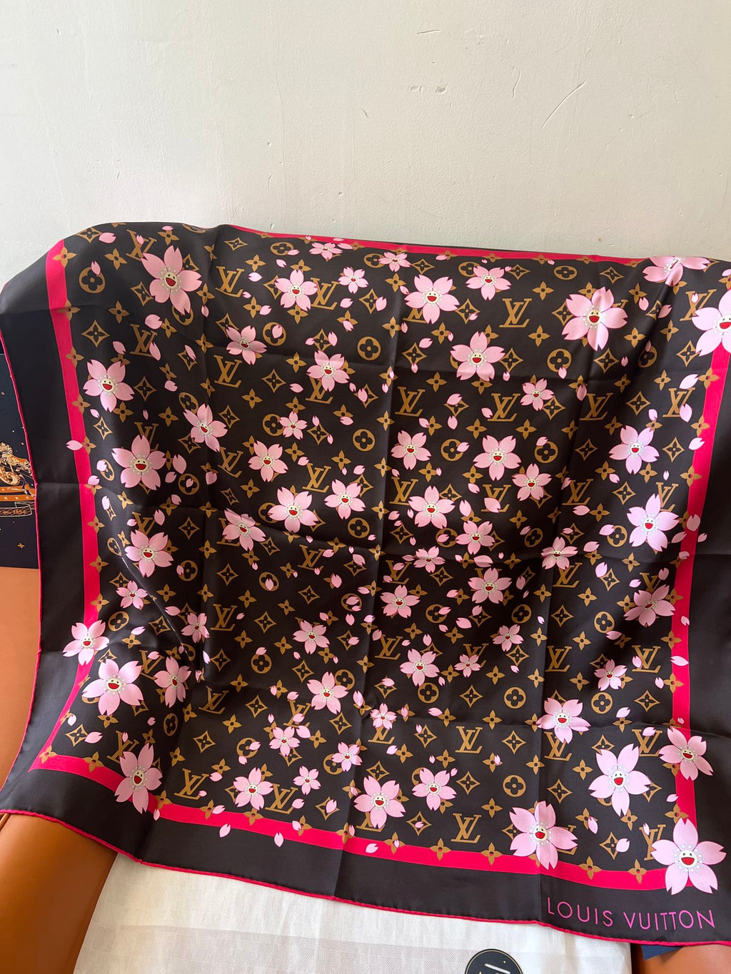 155NE62W Popular Silk Scarve