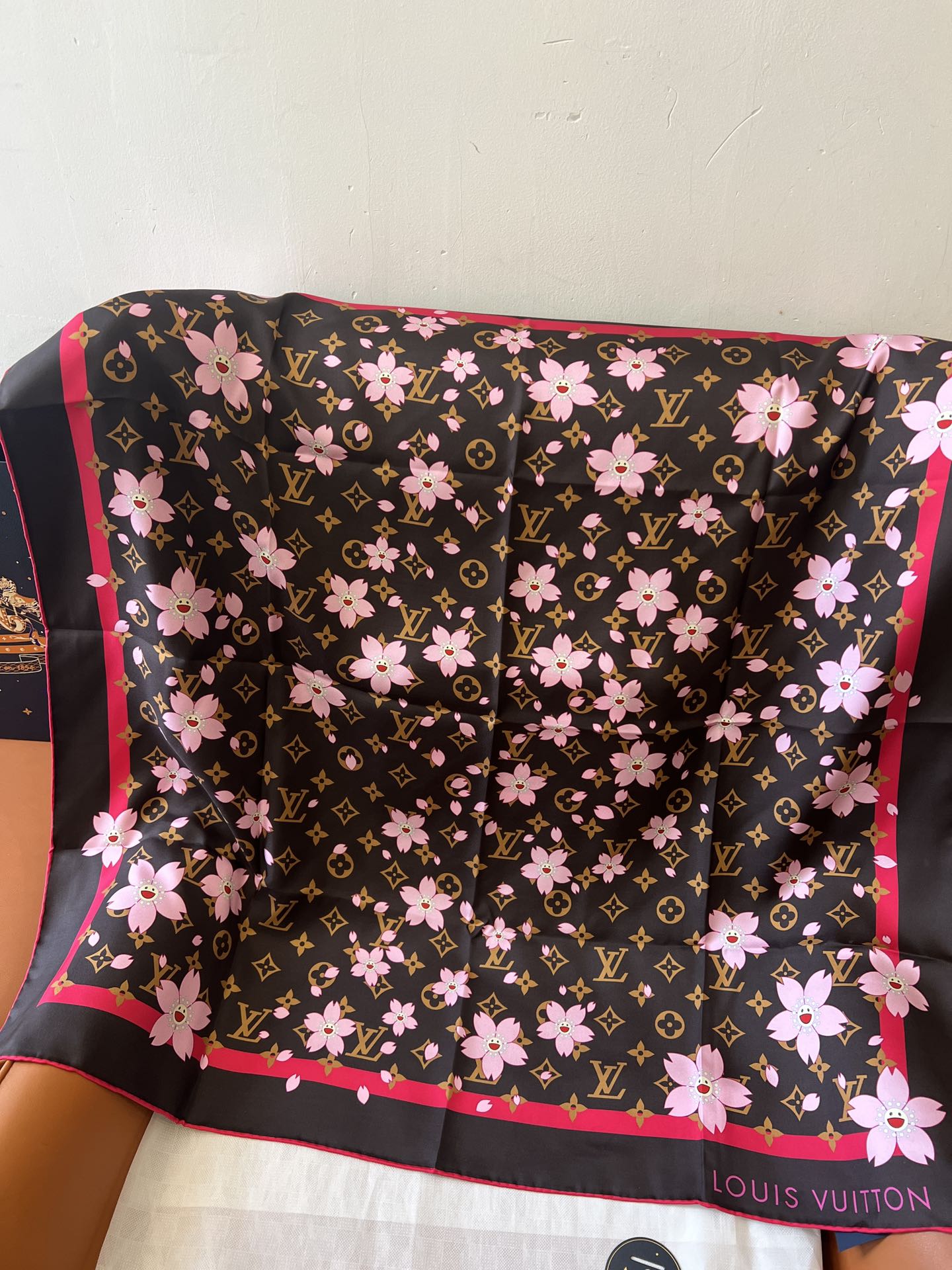155NE62W Popular Silk Scarve