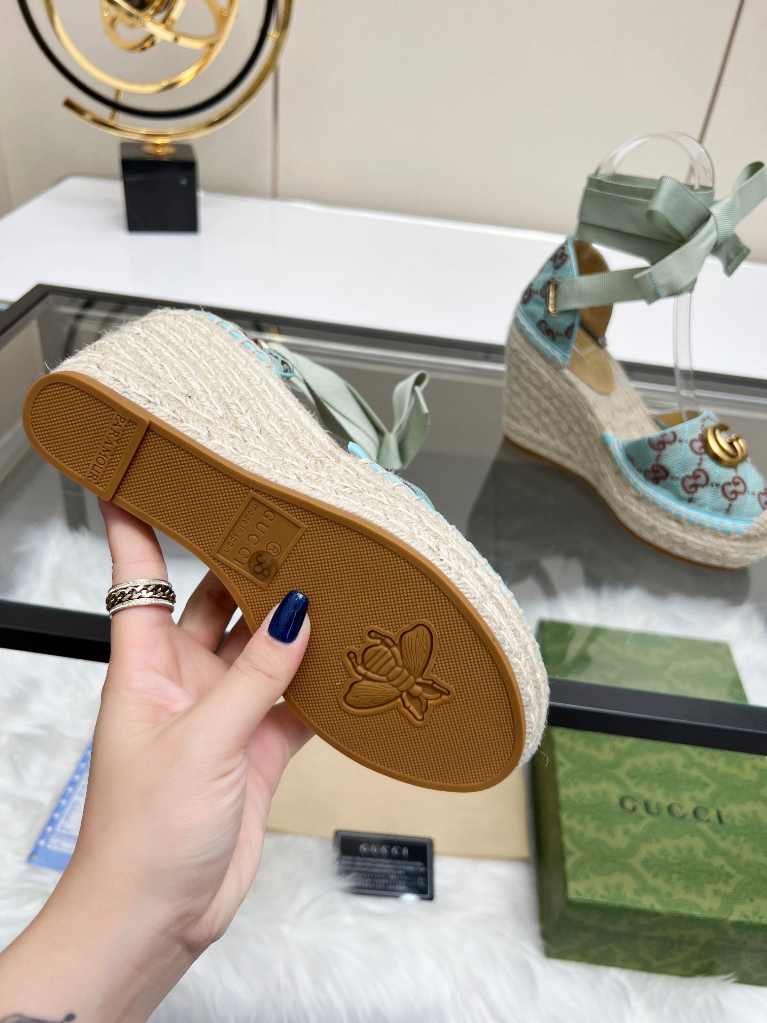 Z2X66B32 Popular High heels