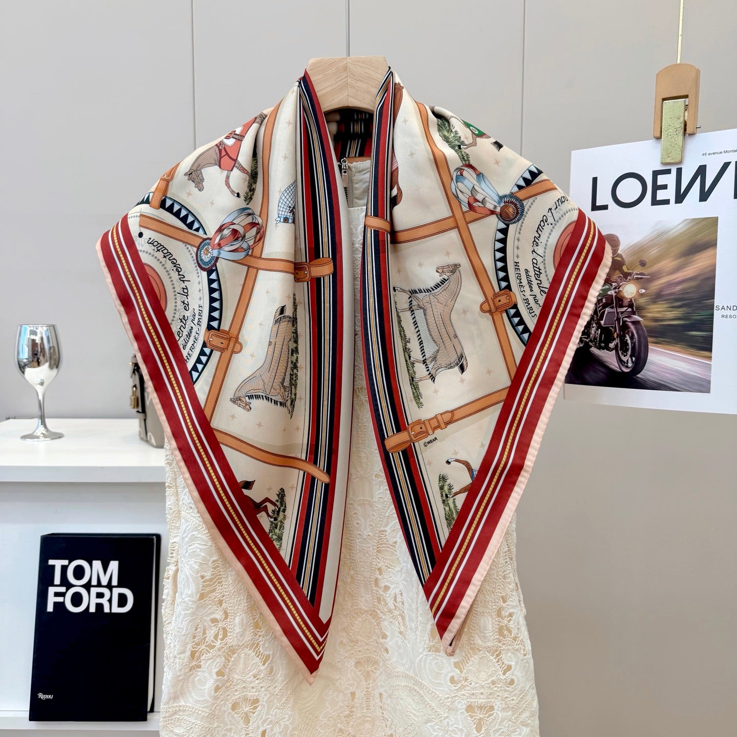 136NH4W Popular Silk Scarve