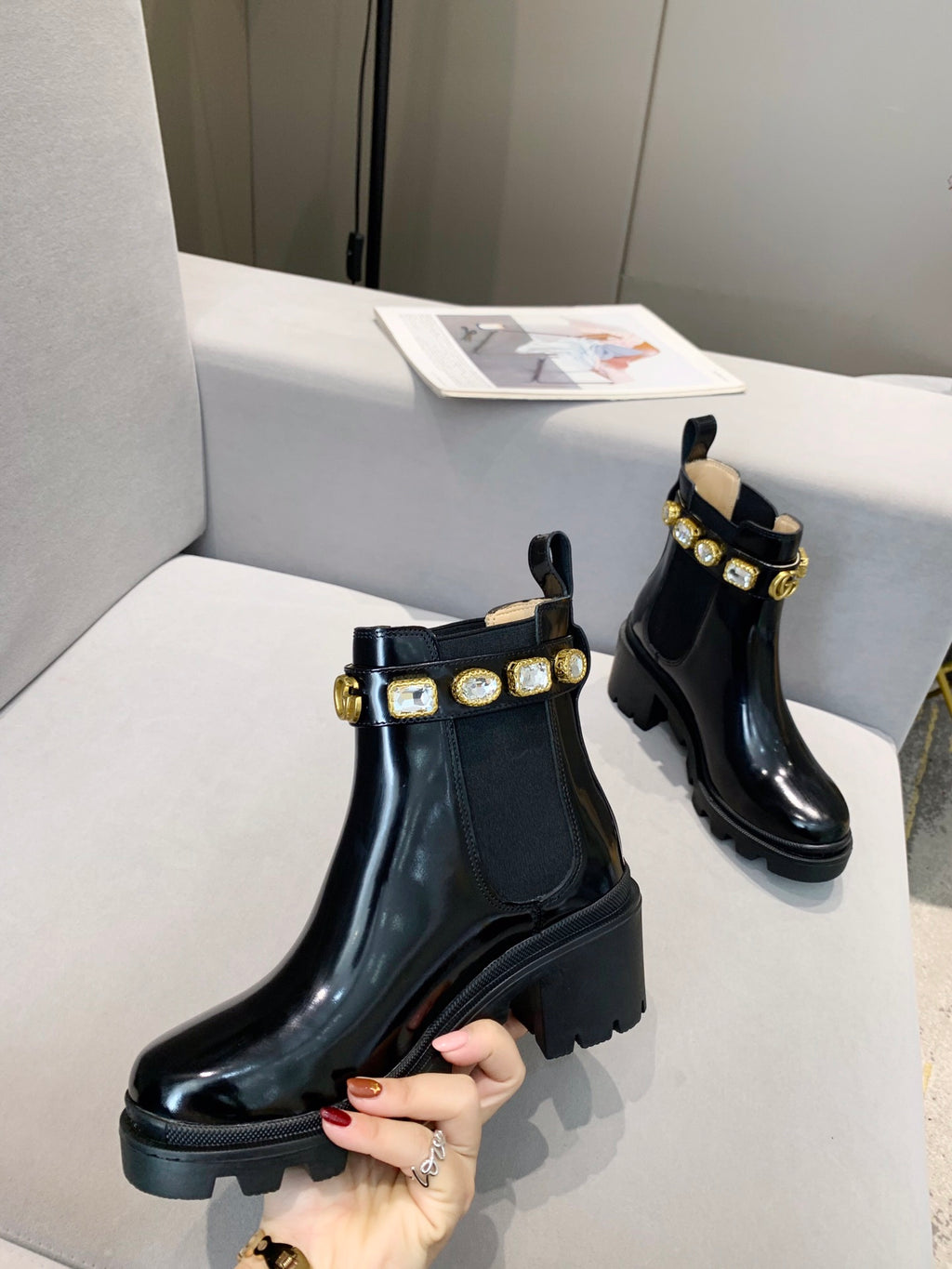 2XB194Z Popular leather boot (top layer leather lining)