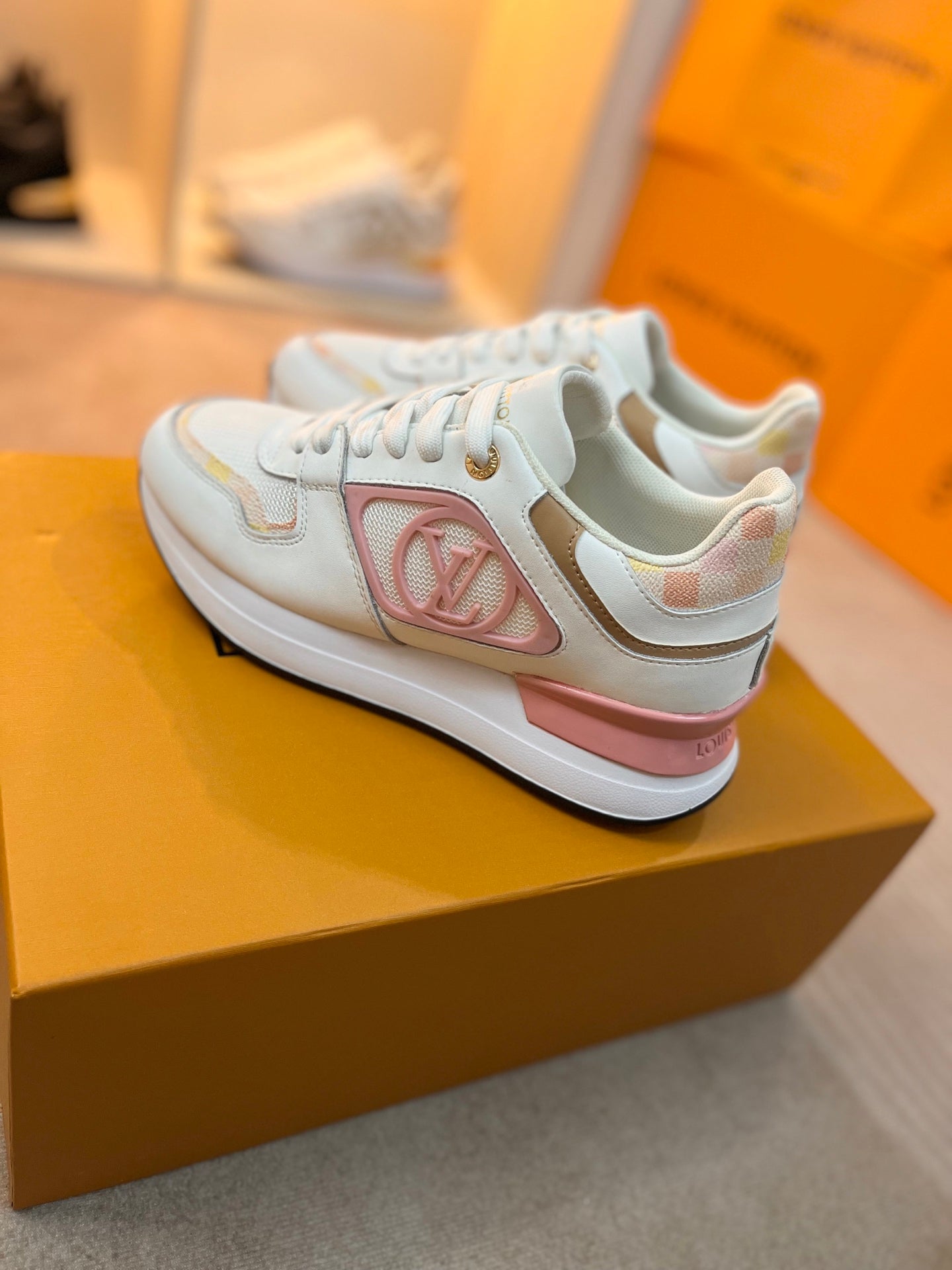 Z2P36E59 Popular high-quality leather Shoes