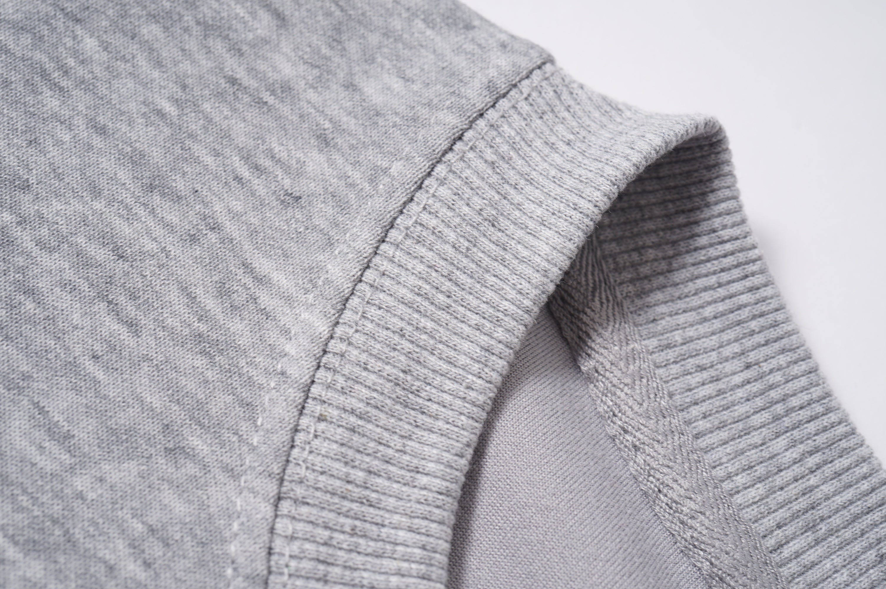 105ZD350U Popular Sweaters