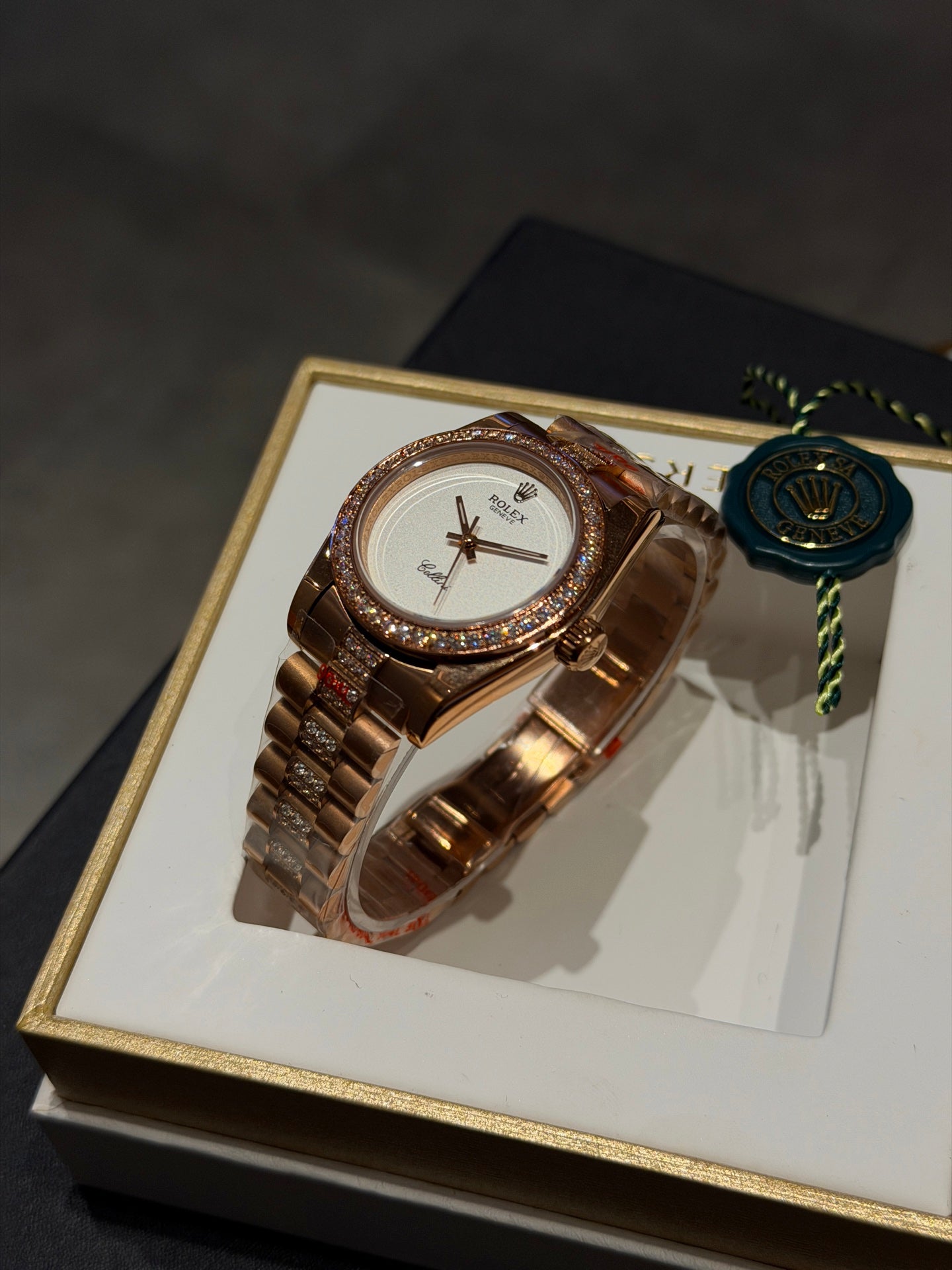 136RL23L Popular Watches