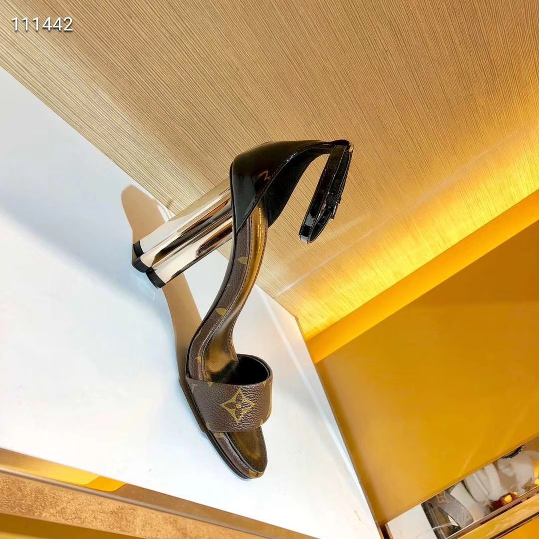 245RE30Z Popular leather High heels