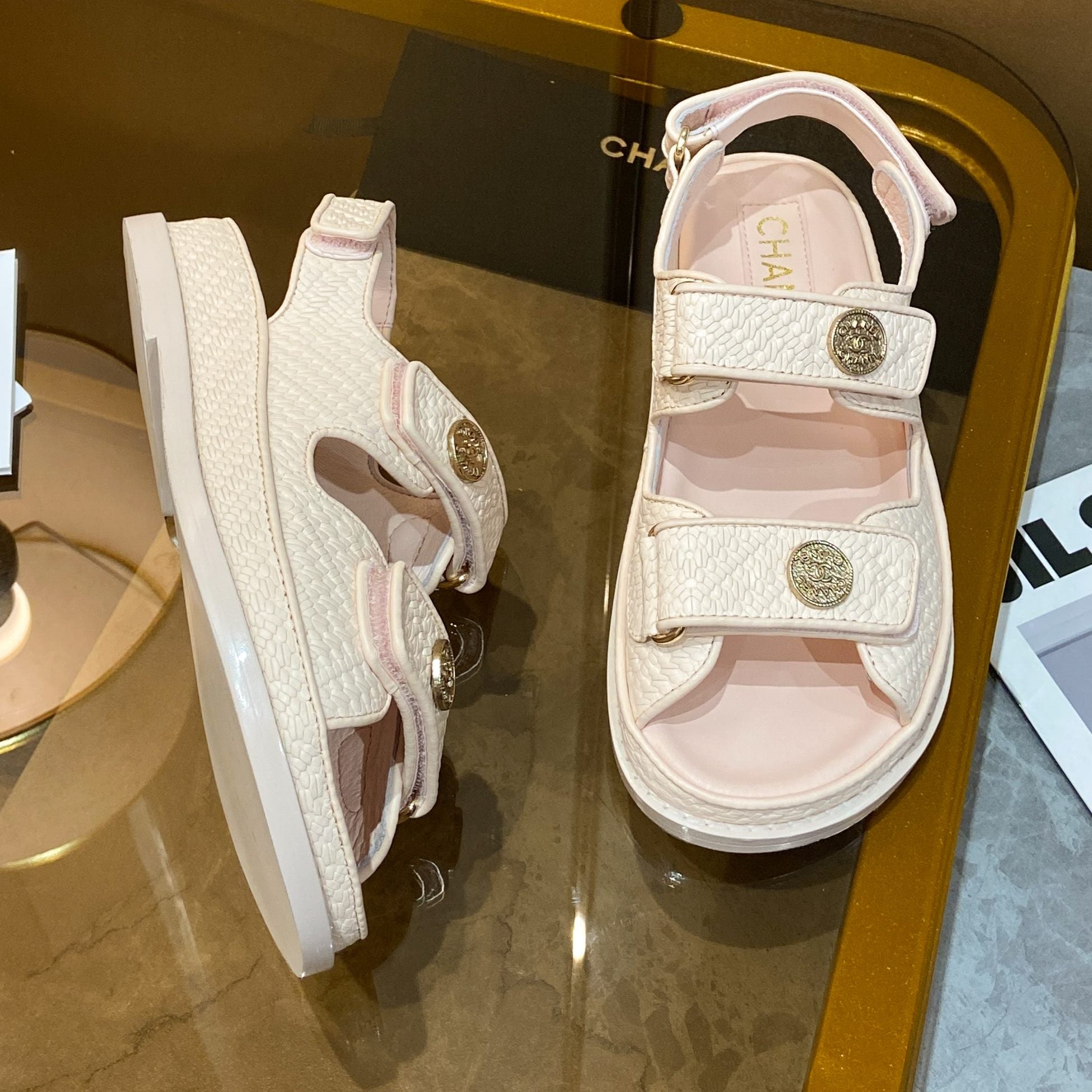 255QC49Z Popular leather shoes