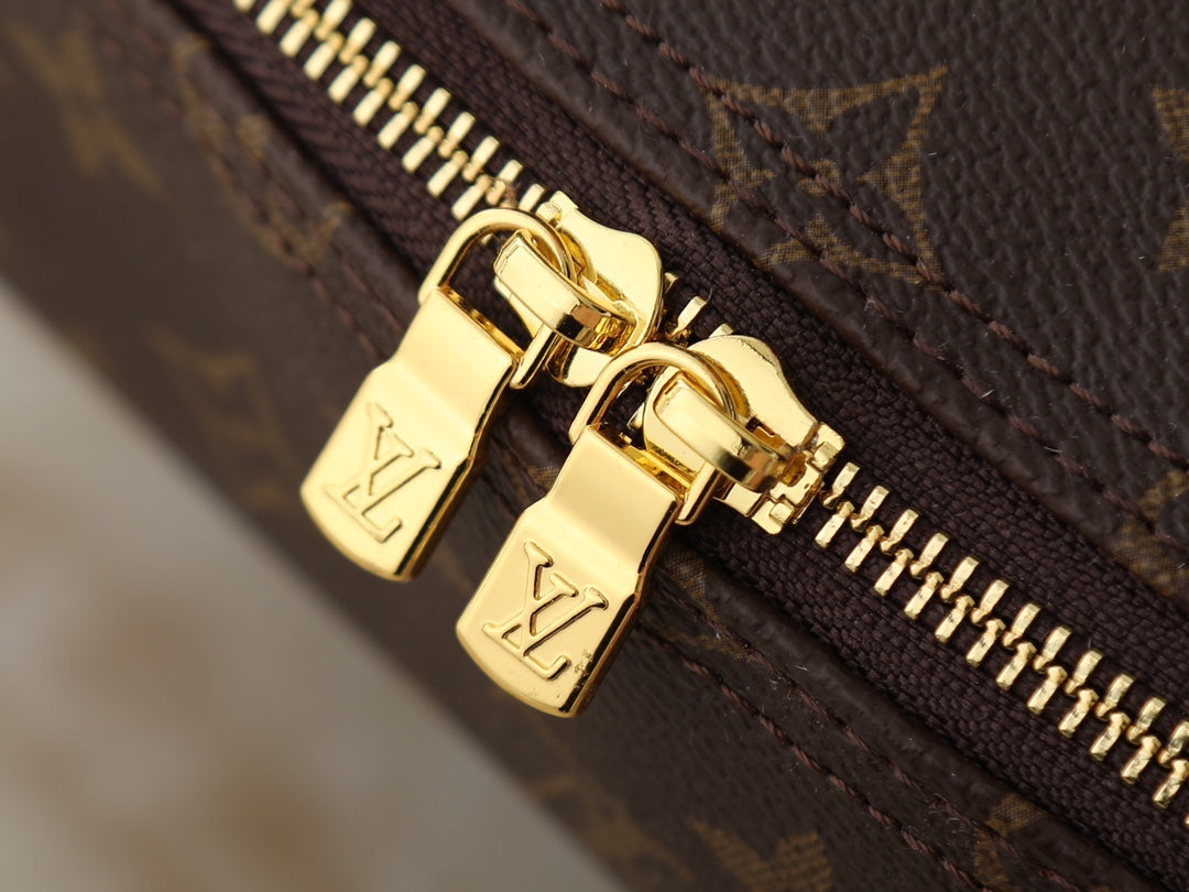 B1P46E112 Popular leather bag