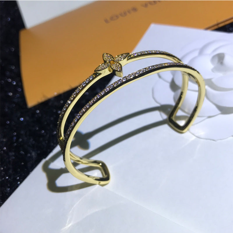 3E475K  Popular Bracelets