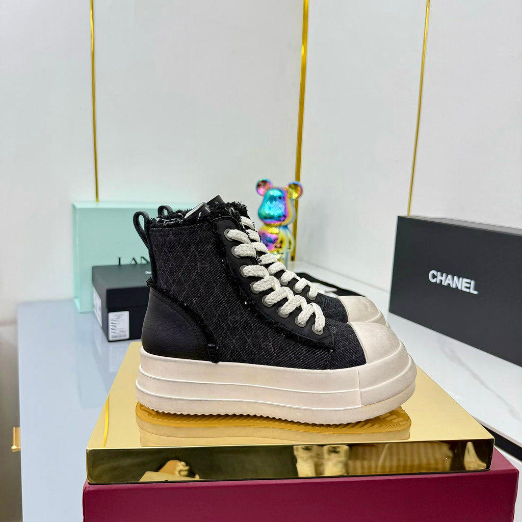 2105QC385Z Popular high-quality Boots