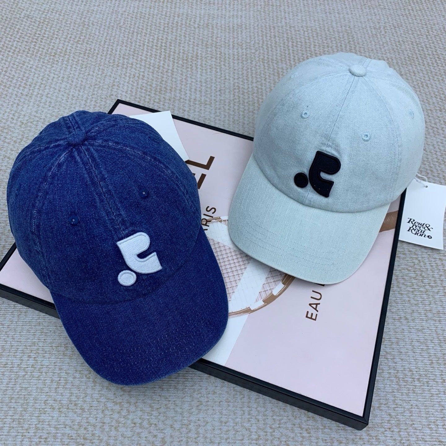 145QA55M Popular hats