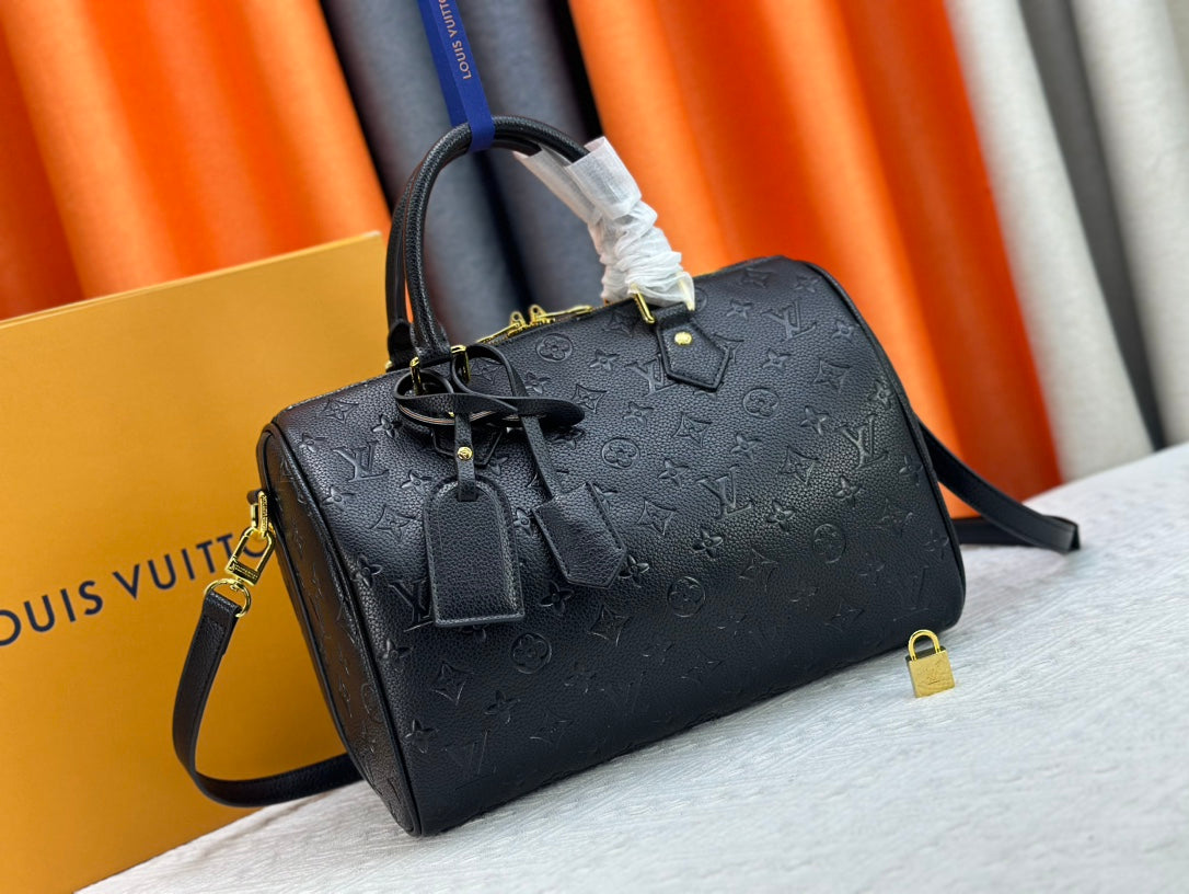 B1X56E29 Popular leather bag