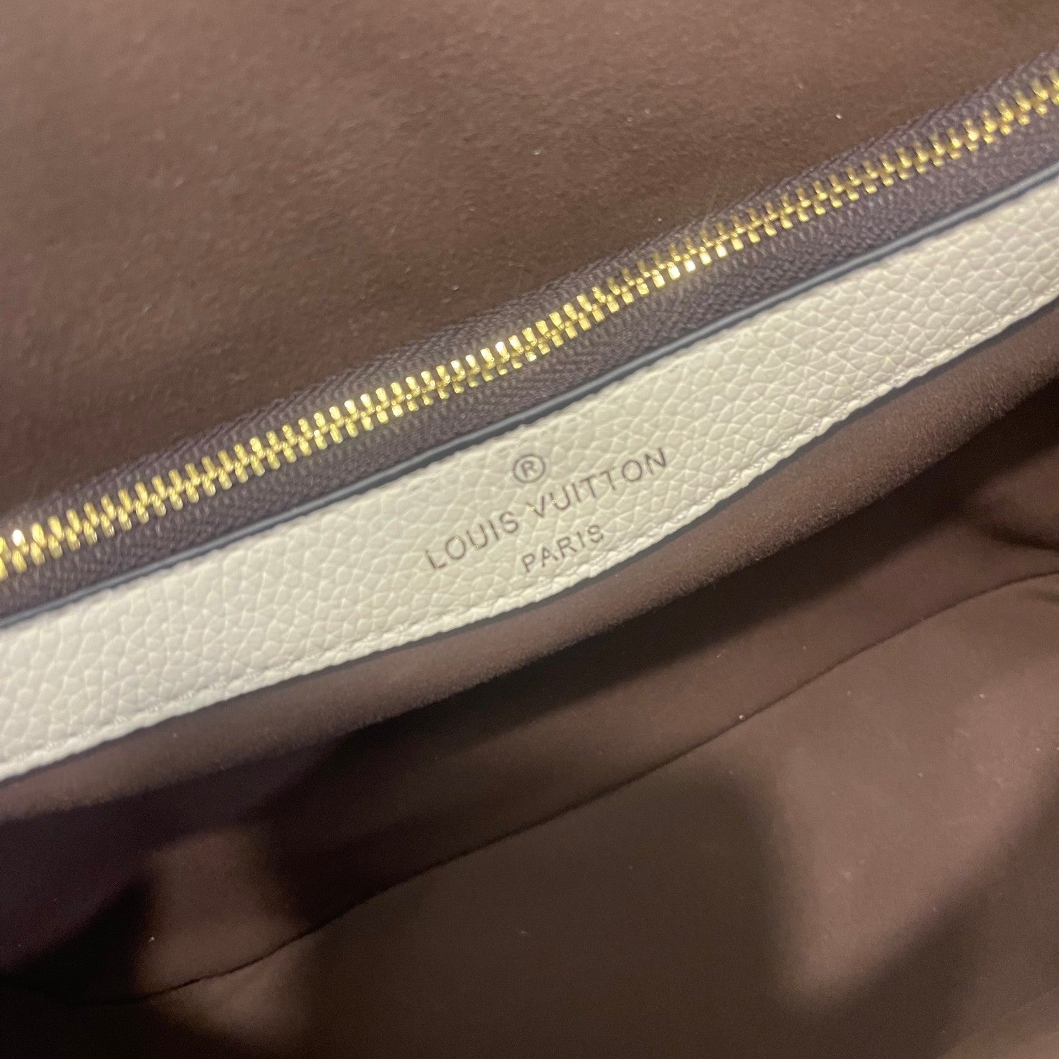 2XE028B Popular leather bag 