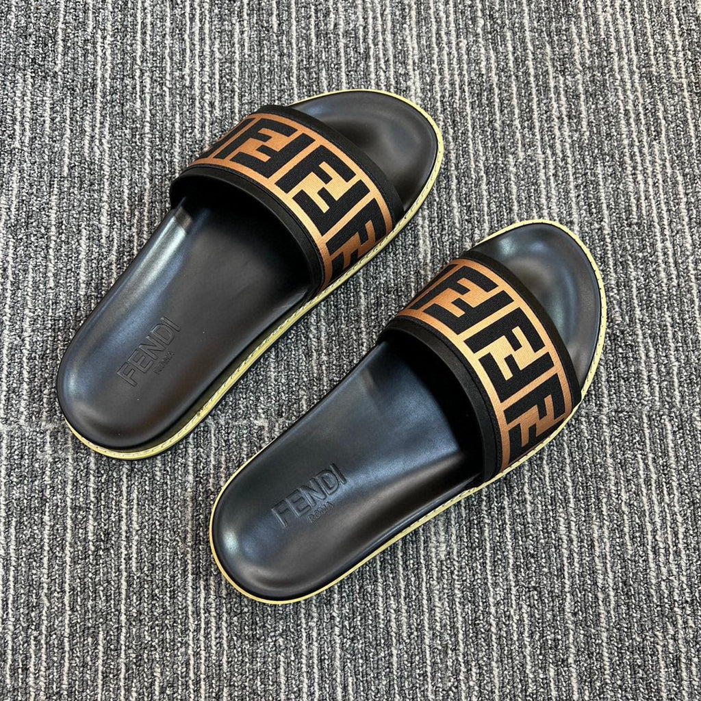 5YF111Z Popular Slippers