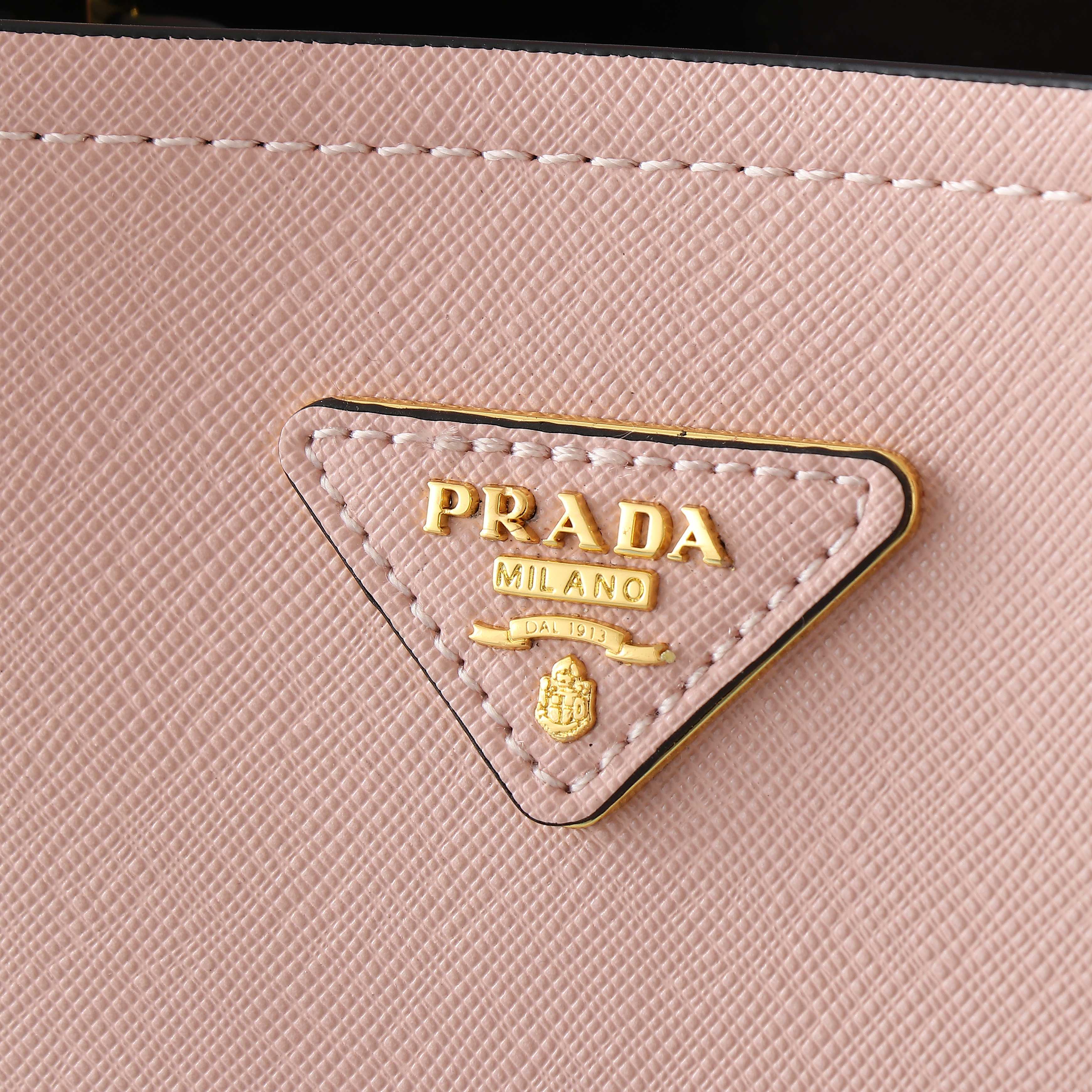 1WP102B Popular  leather bag