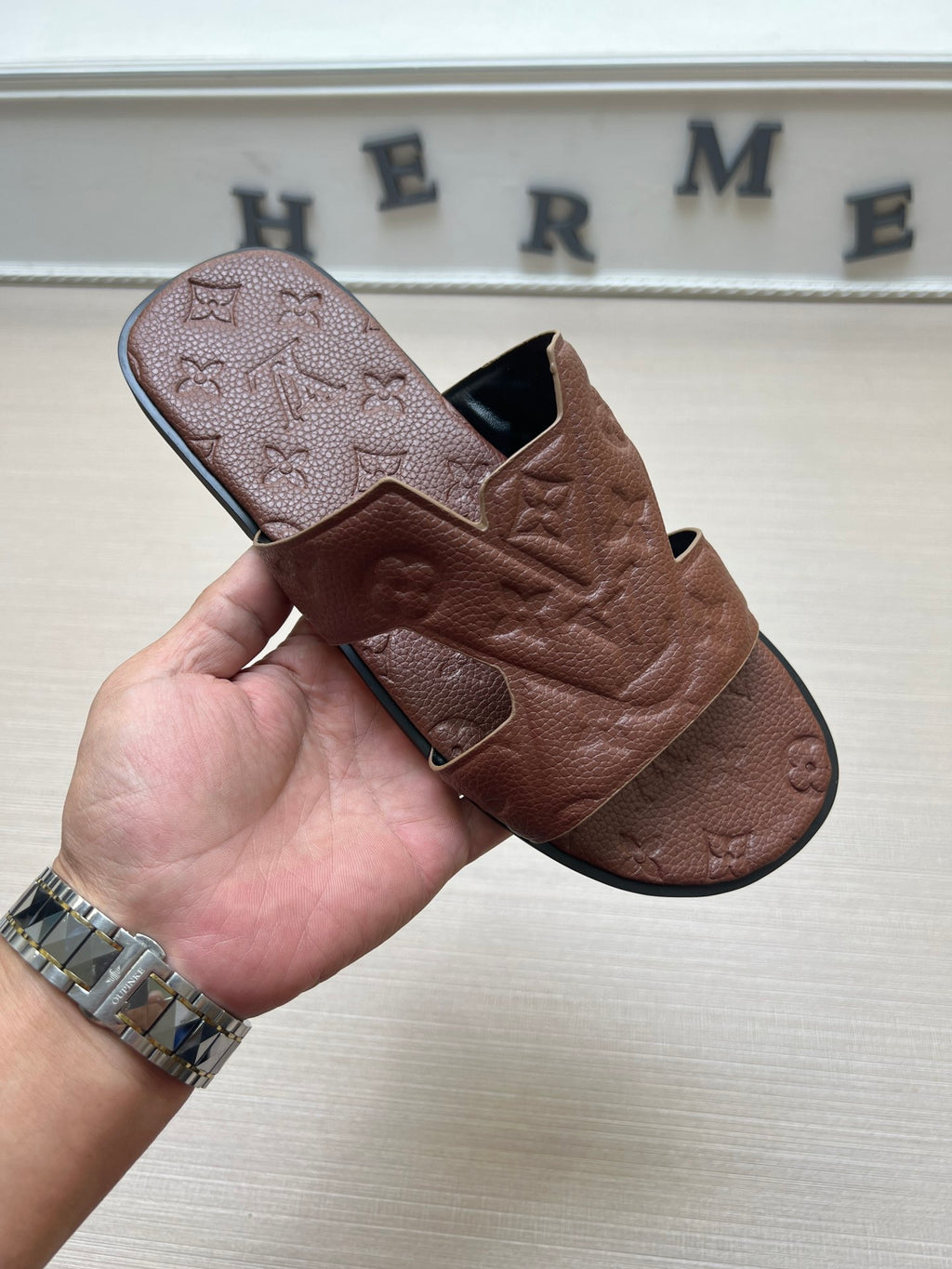 54E34Z Popular slippers