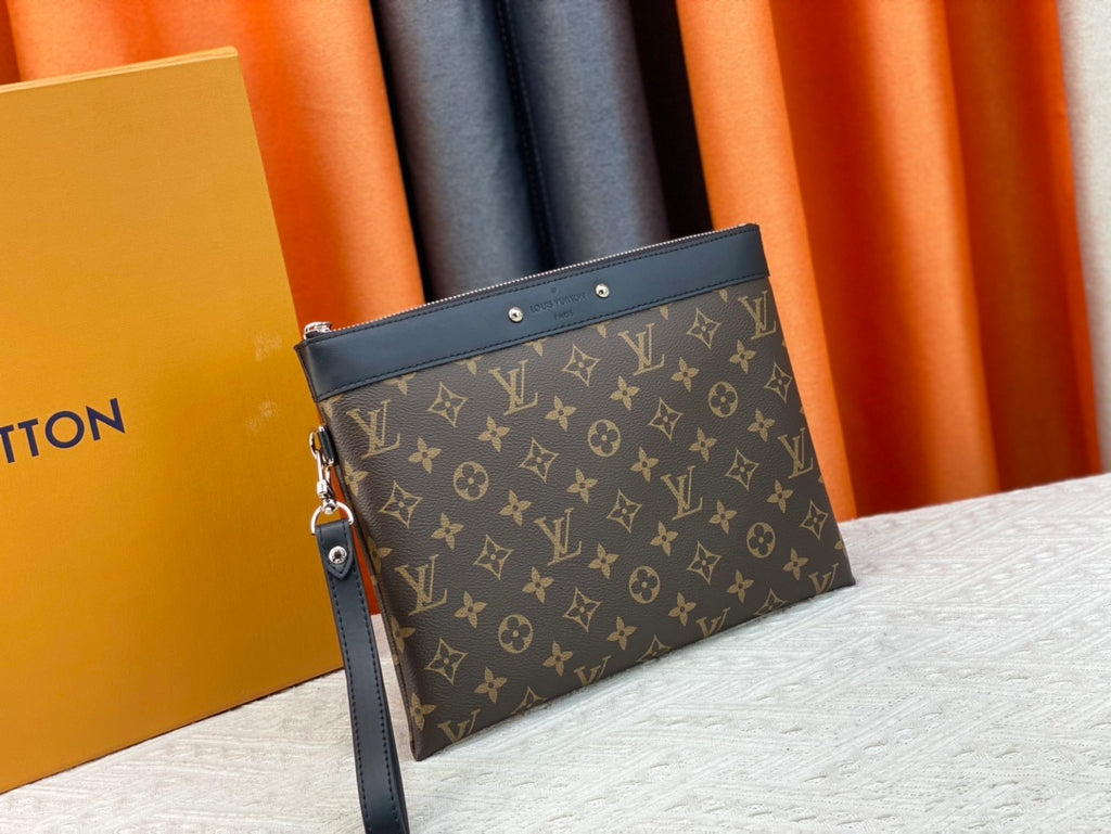 1XE401B Popular   leather bag
