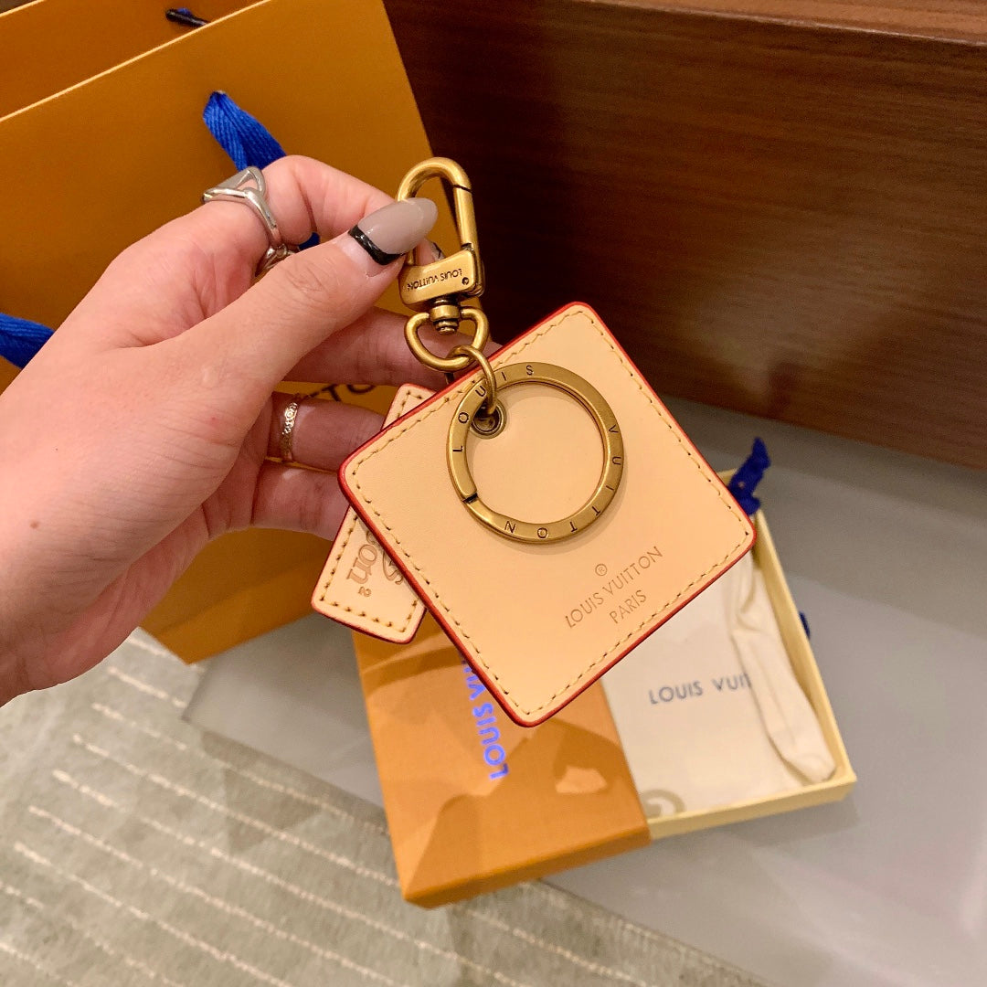 35ZE97A Popular bag 's charms accessories