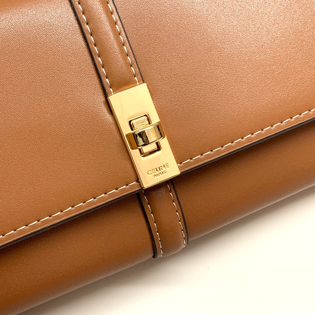 1XCL374B Popular  leather bag (with box)