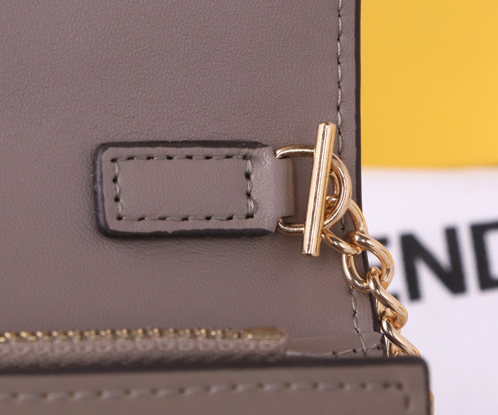 136PF103B Popular leather bag