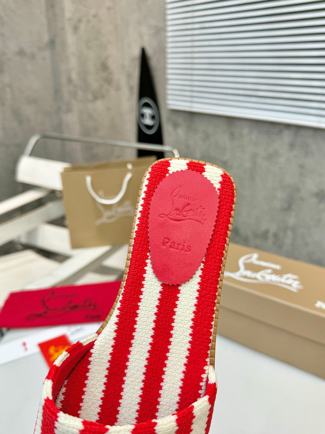 JXA10Z Popular leather + knitted sandals