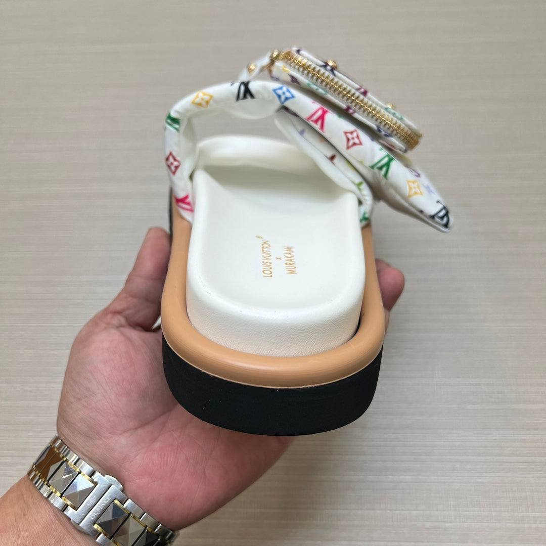 5LE219Z Popular Slippers