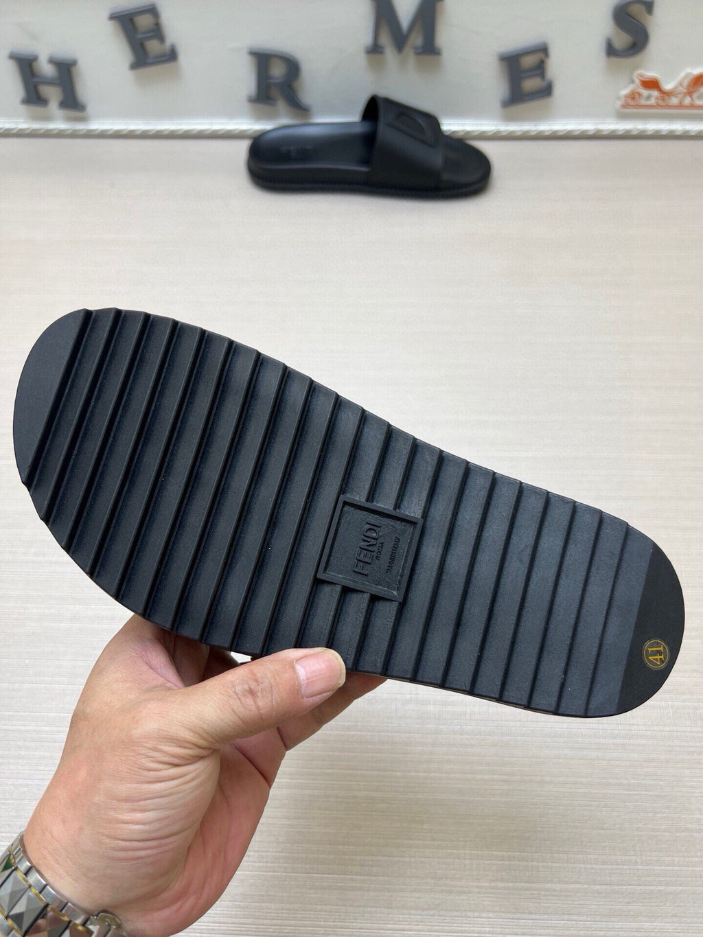 535ZF281Z Popular Slippers
