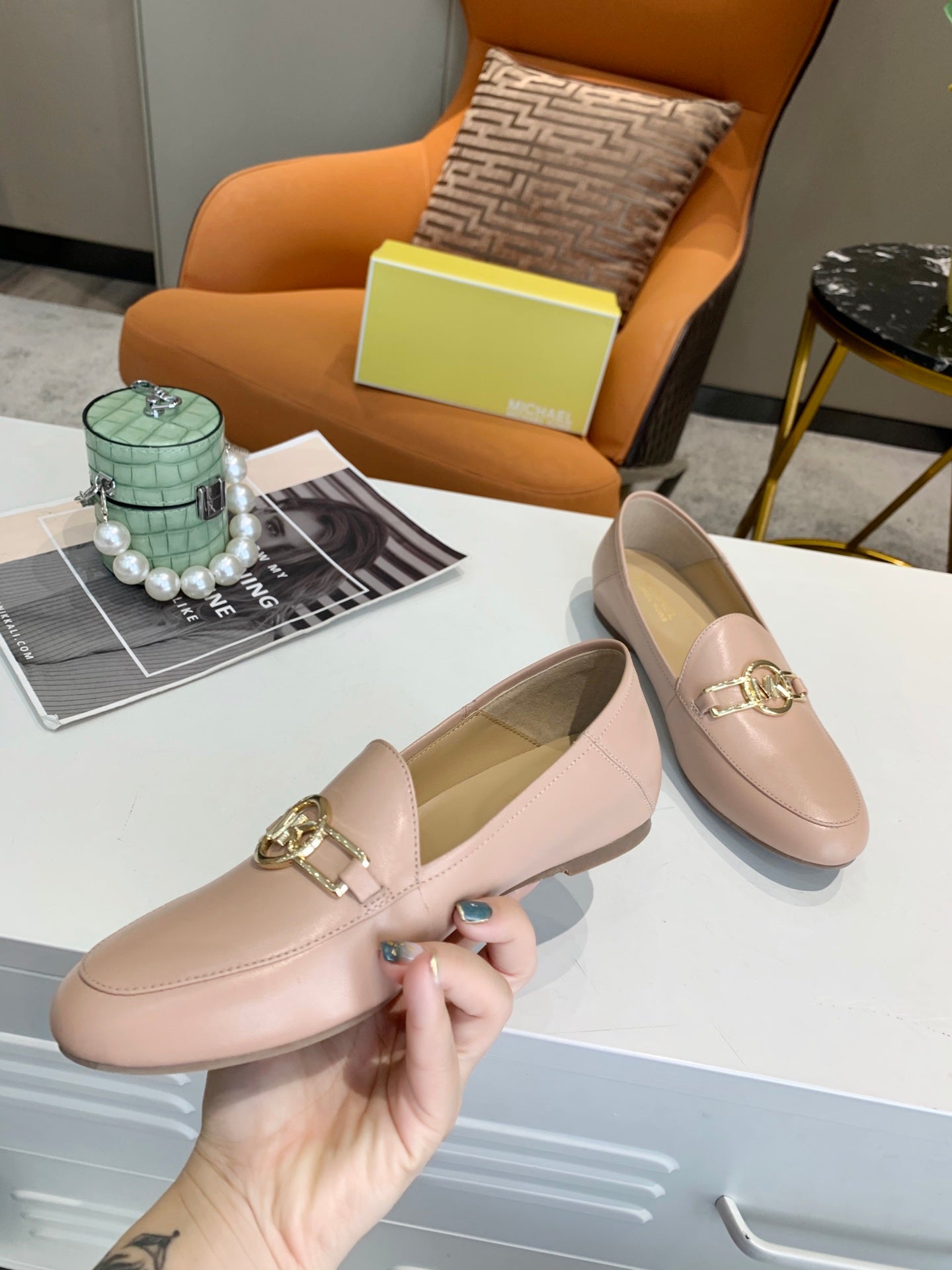 2105QA185Z Popular high-quality leather shoes