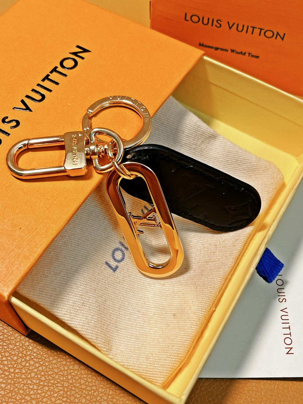 14E61A  Popular key closure