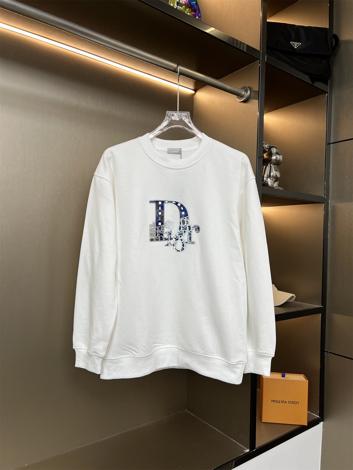 85ZD165U Popular Sweaters