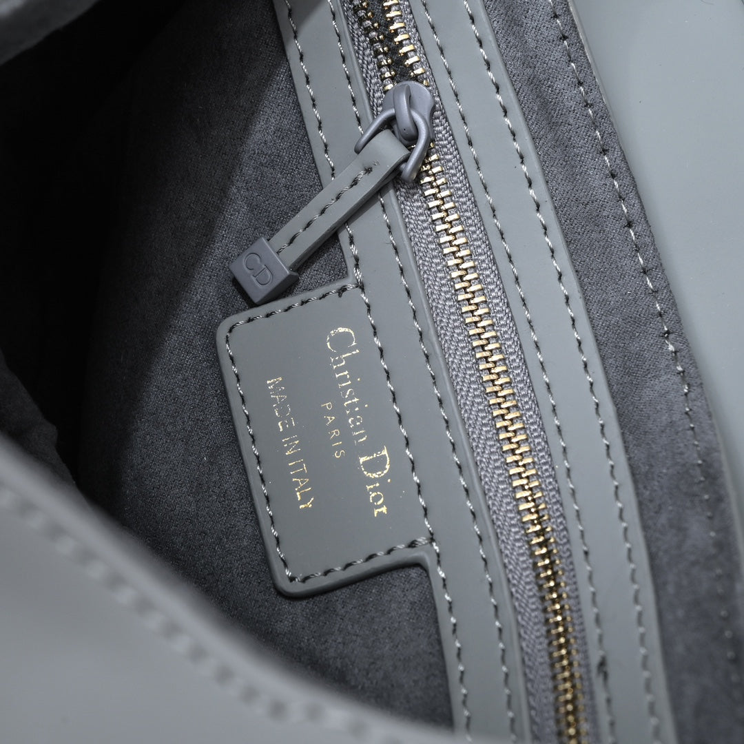 1WD115B Popular leather bag