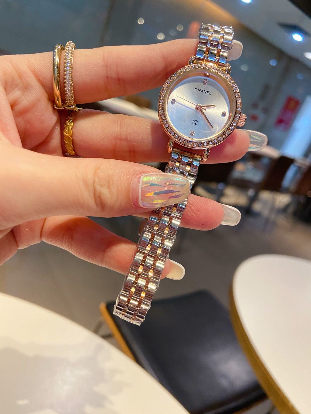 136RC83L Popular Watches