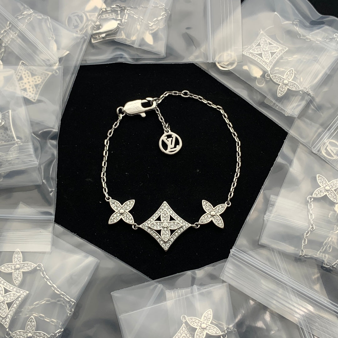 84E15K  Popular Bracelets