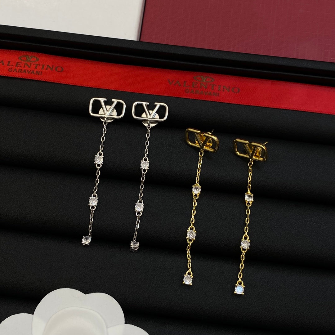 14VL451E Popular Earrings