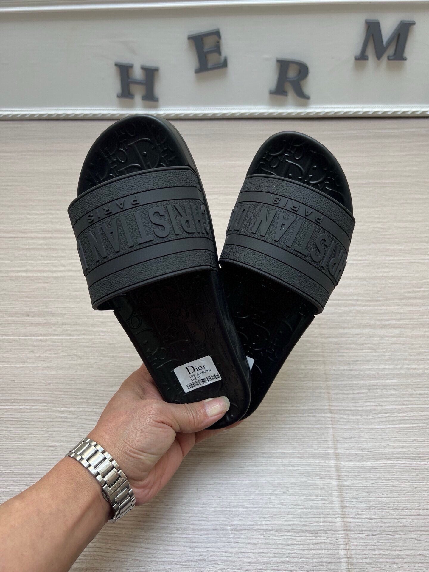 5LD212Z Popular Slippers