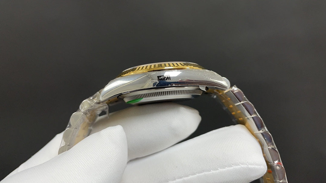 136RL4L Popular Watches