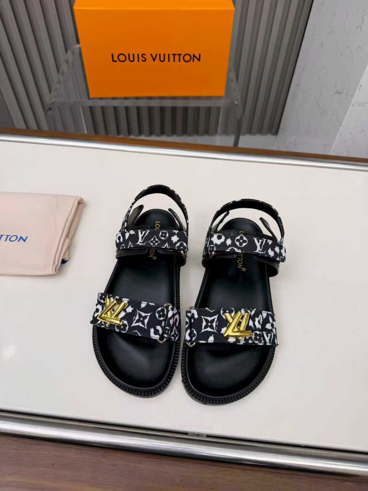 236PE16Z Popular high-quality Shoes
