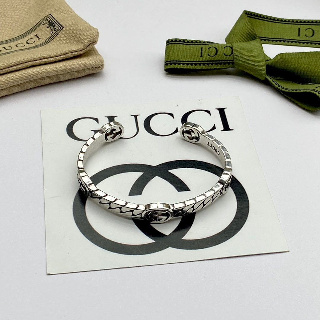 1XB351K  Popular Bracelets
