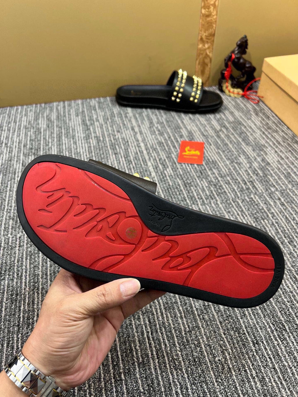 54A126Z Popular slippers