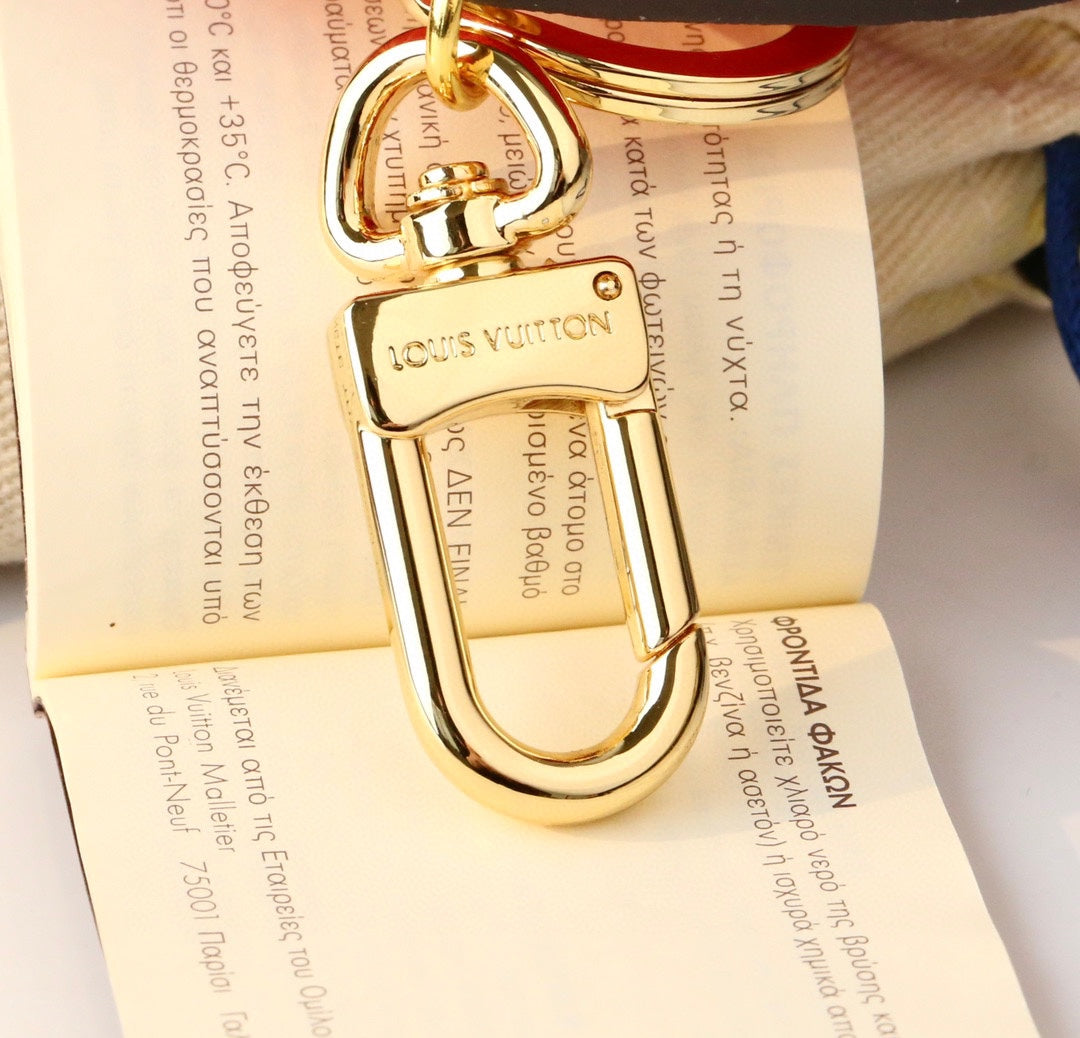 35ZE90A Popular bag 's charms accessories