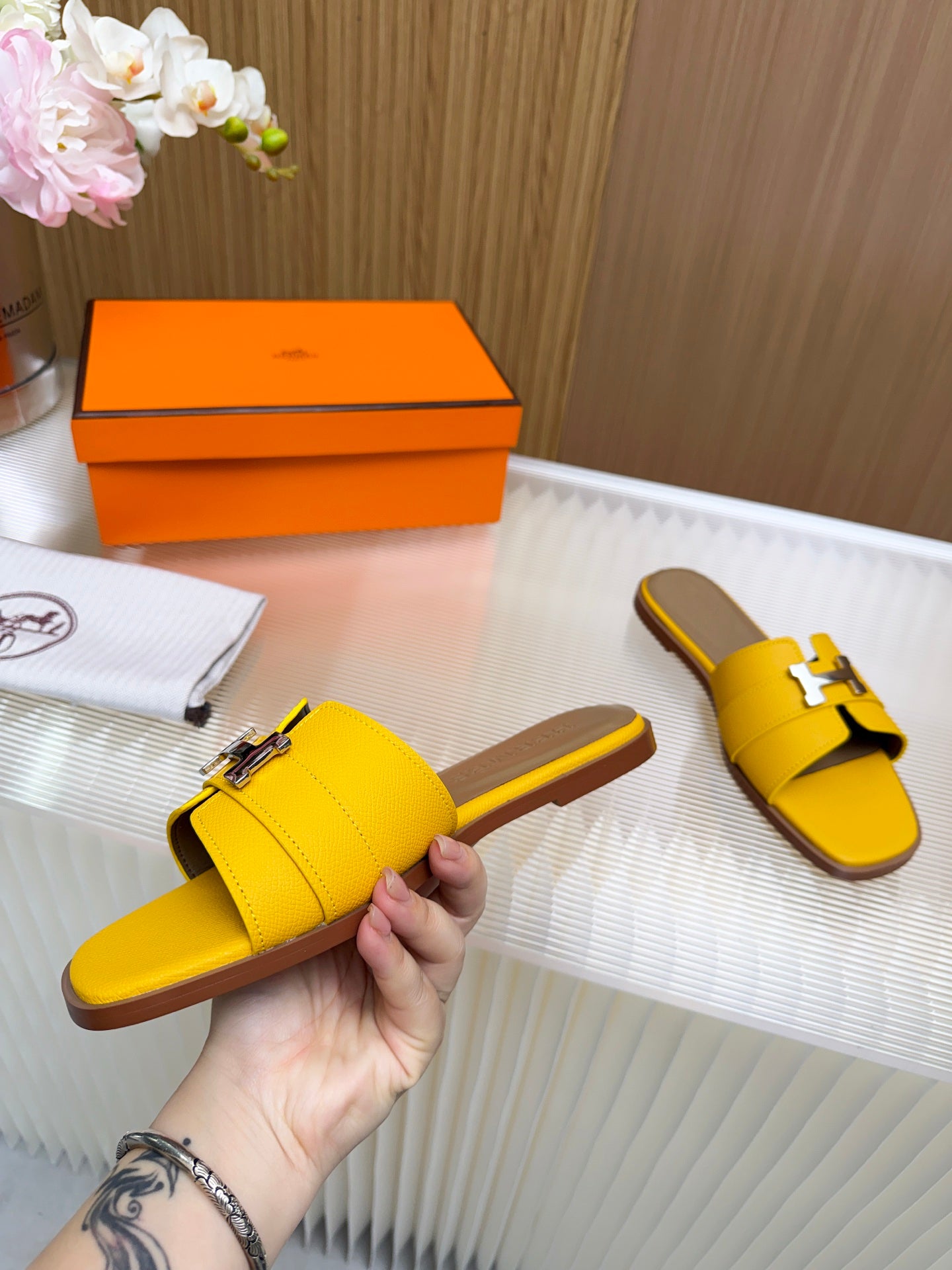 Z2X66H5 Popular high-quality leather Shoes