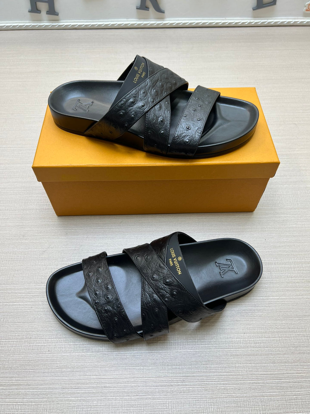54E89Z Popular slippers