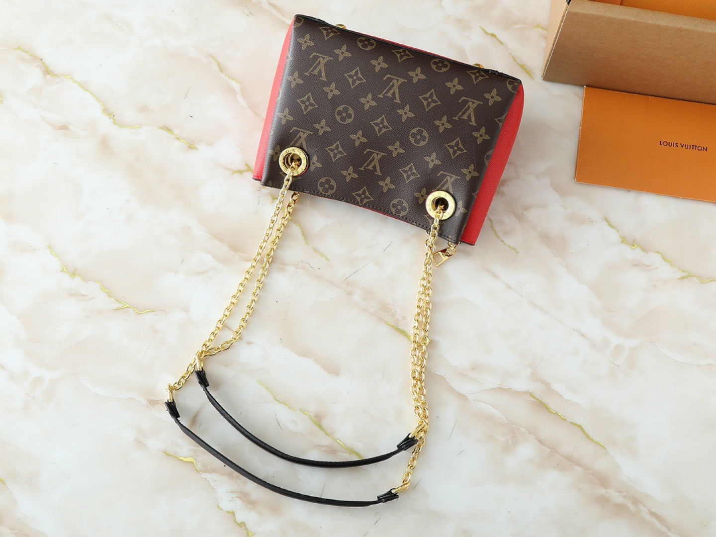 136PE75B Popular leather bag