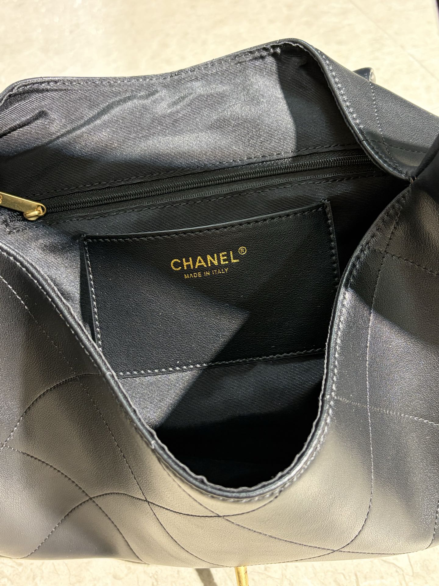15RC146B Popular leather bag
