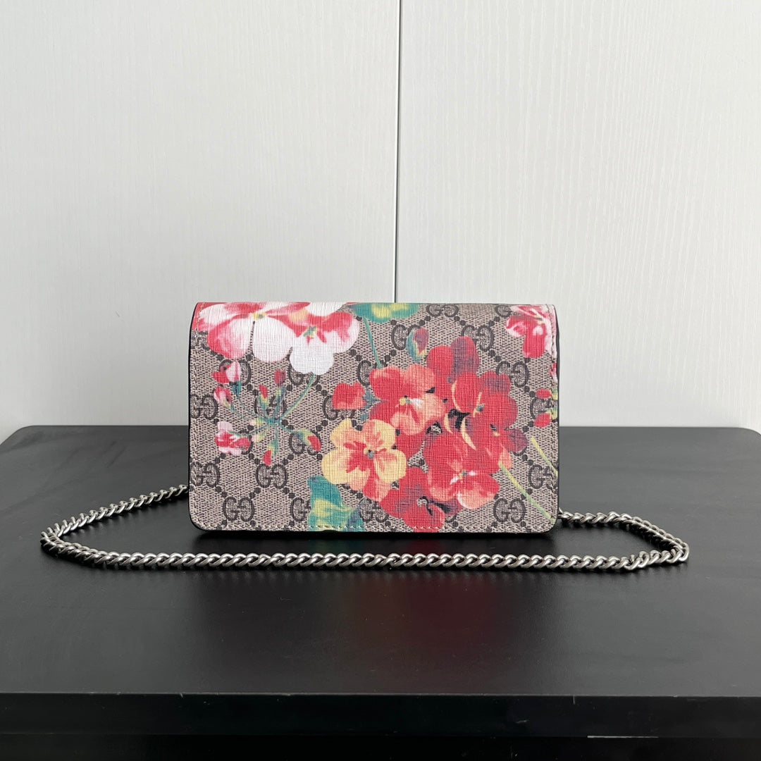 B1X66B13 Popular high-quality leather bag