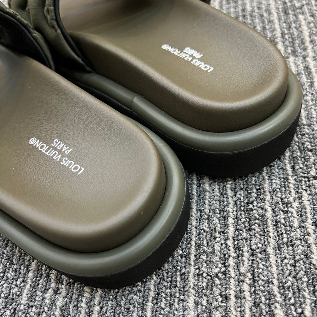 5YE116Z Popular Slippers