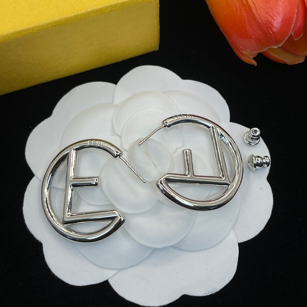14F647E Popular  Earrings