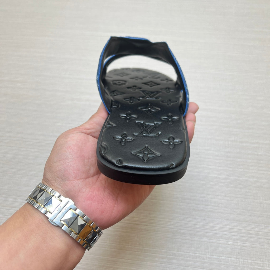 54E28Z Popular slippers