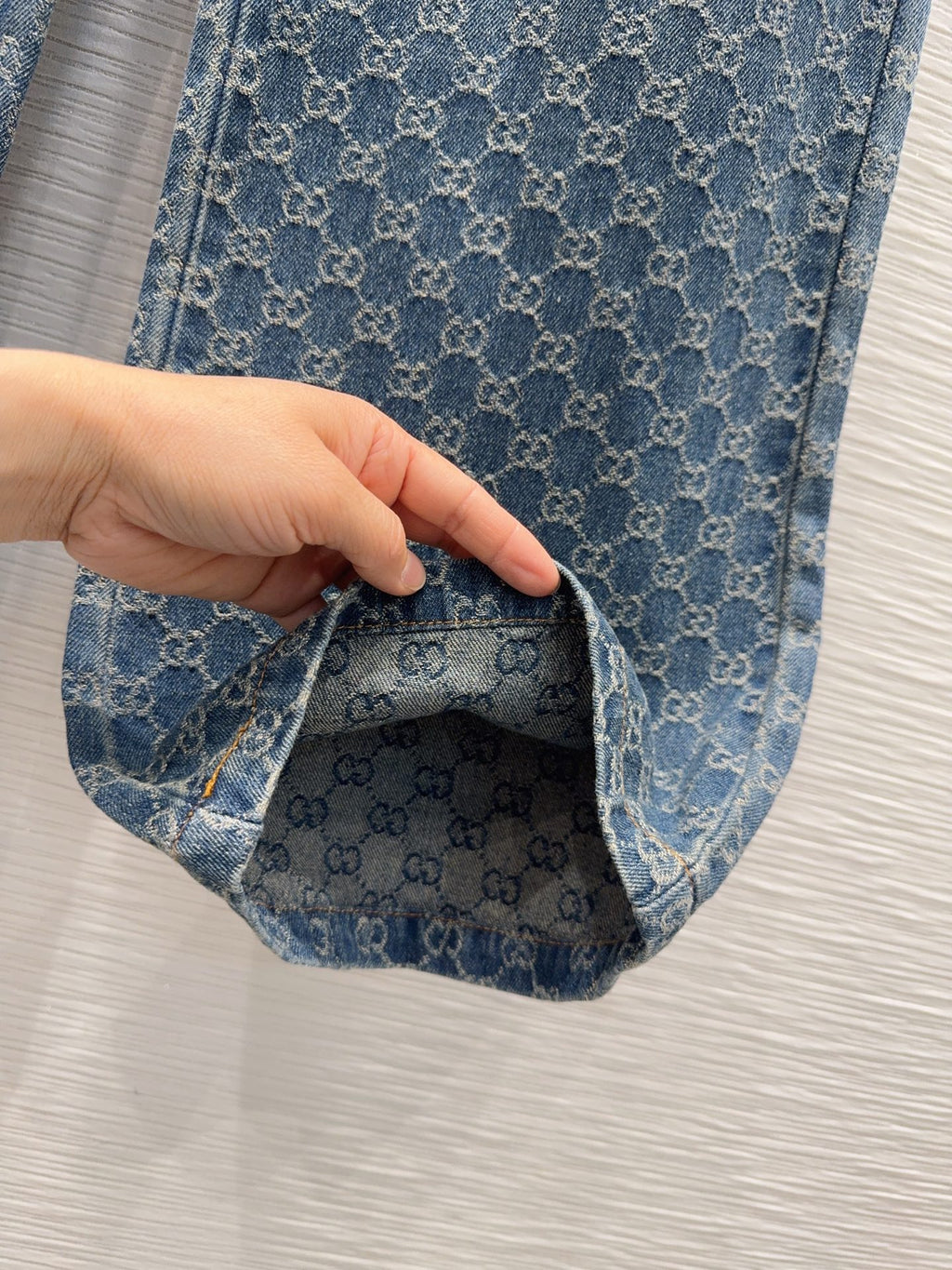 U2X56B66 Popular Pants fashion jeans