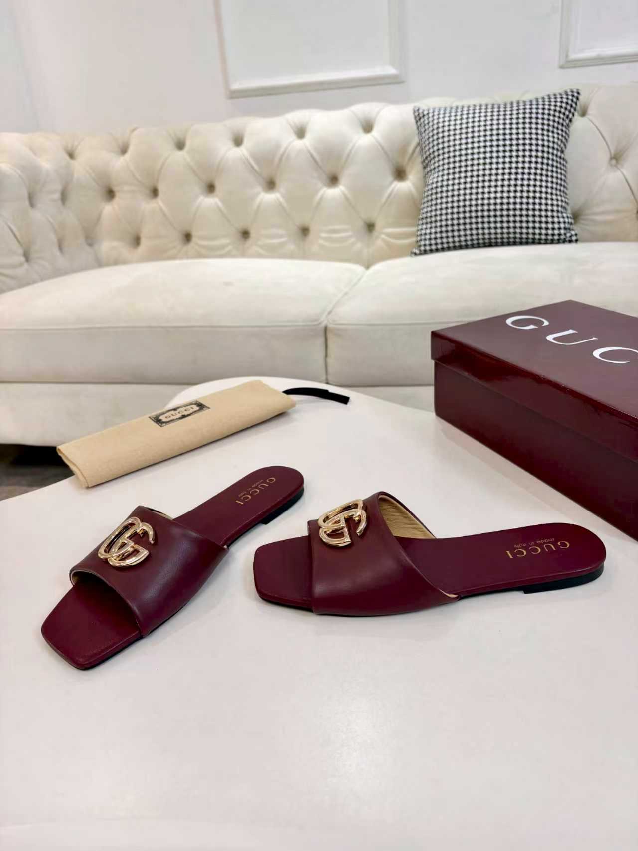 Z2P36B44 Popular high-quality leather Shoes